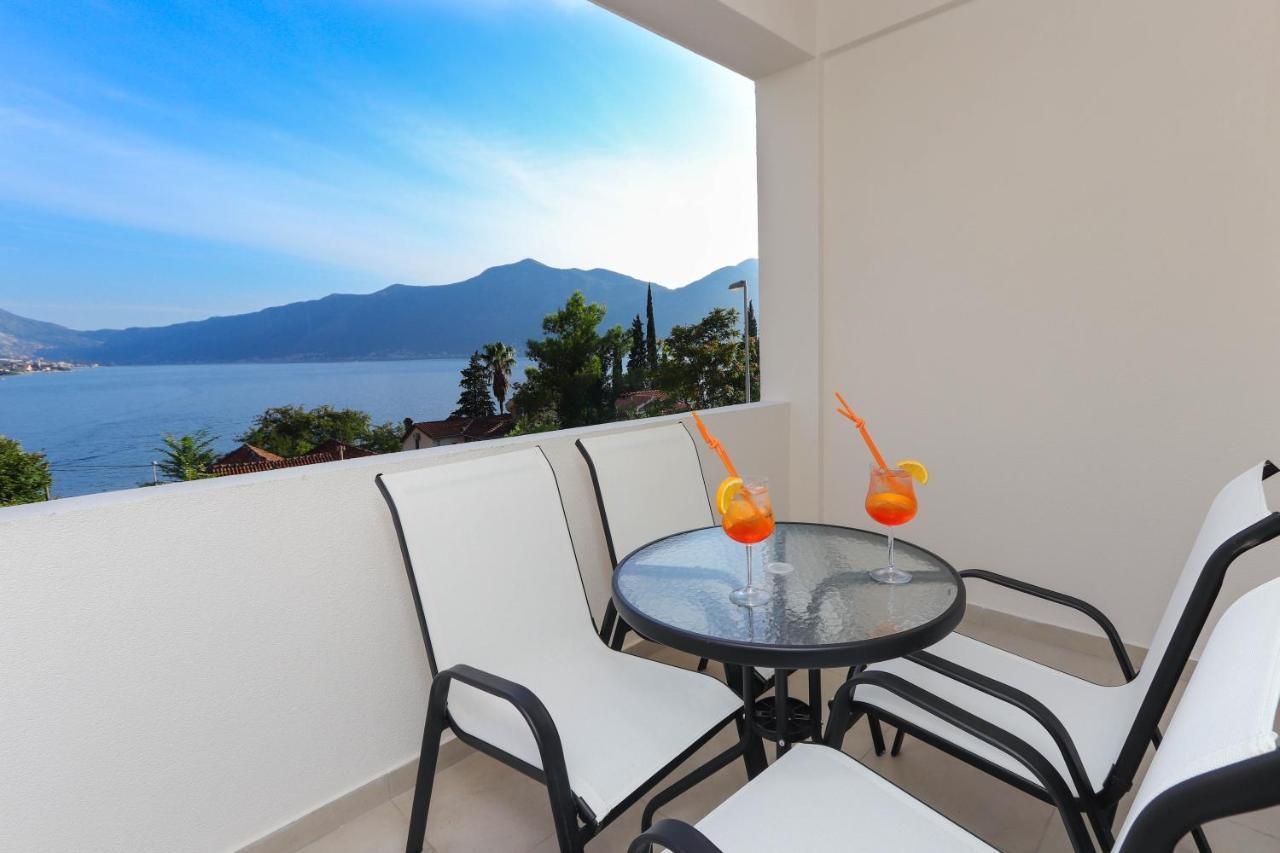 Sea Star Luxury Apartment 코토르 외부 사진